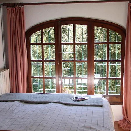 Cave House With Sea Views Lägenhet